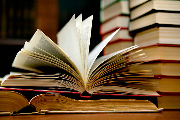 Decluttering e Cultura - Casa Poetica